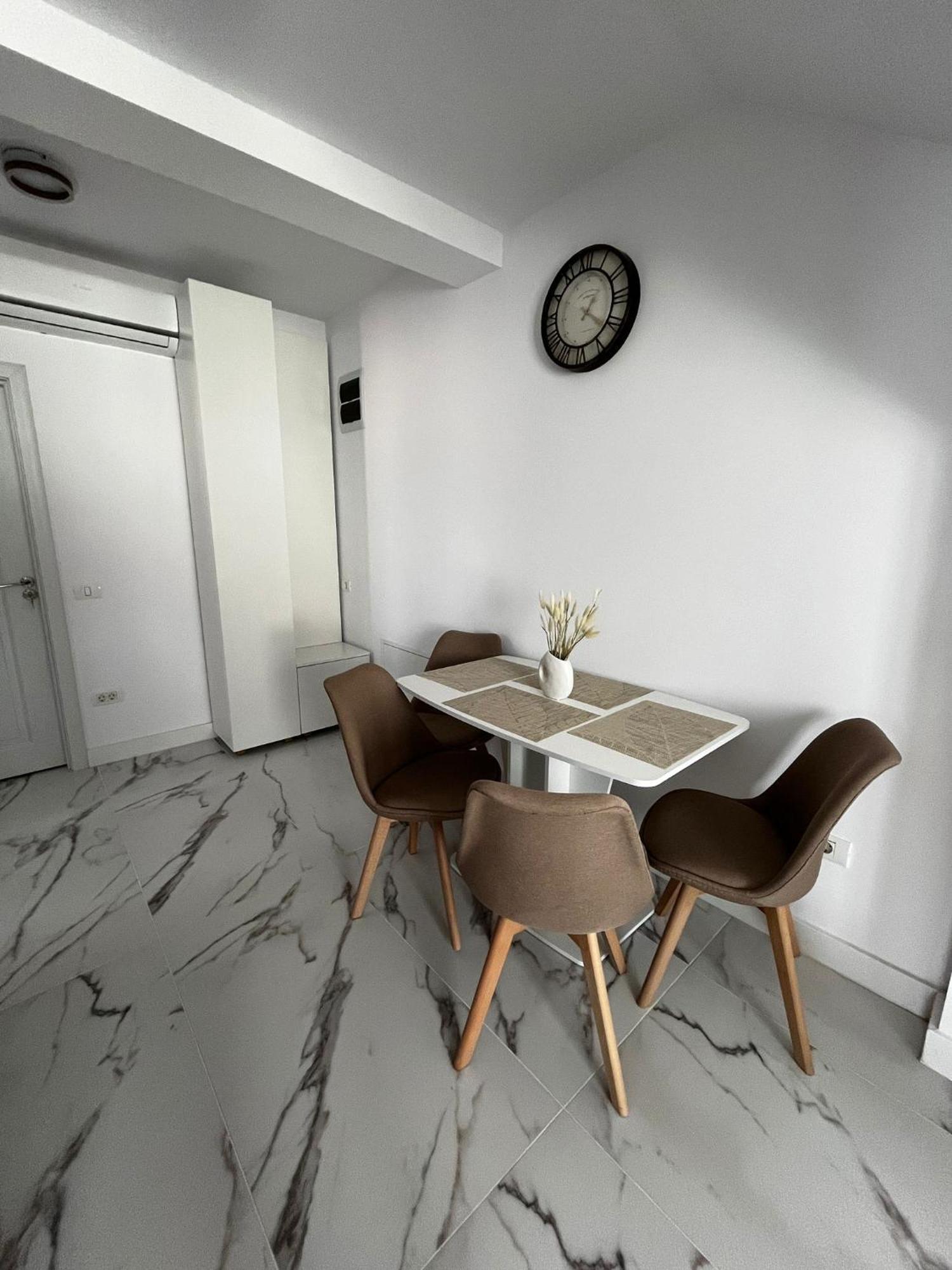 Gold Tag Apartament Timisoara Ngoại thất bức ảnh